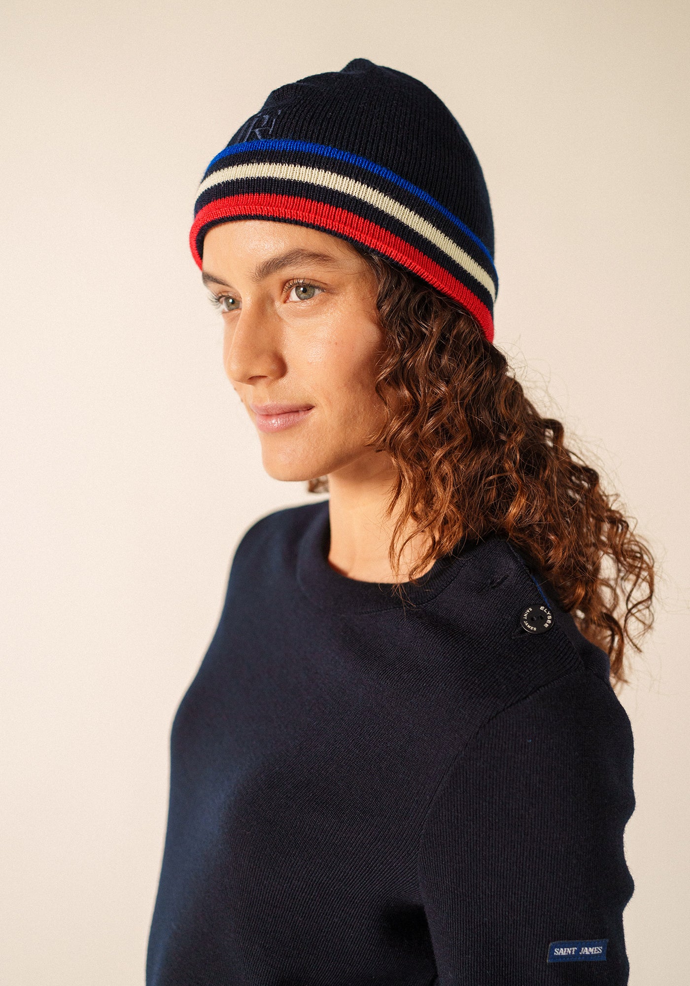 Bonnet tricolore x l'Elysée (MARINE)