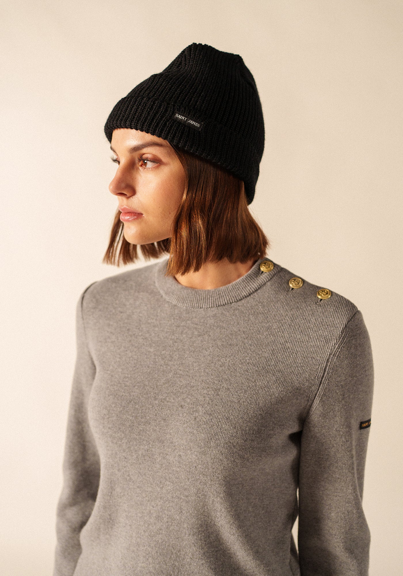 Bonnet uni Perlé - en laine (NOIR)