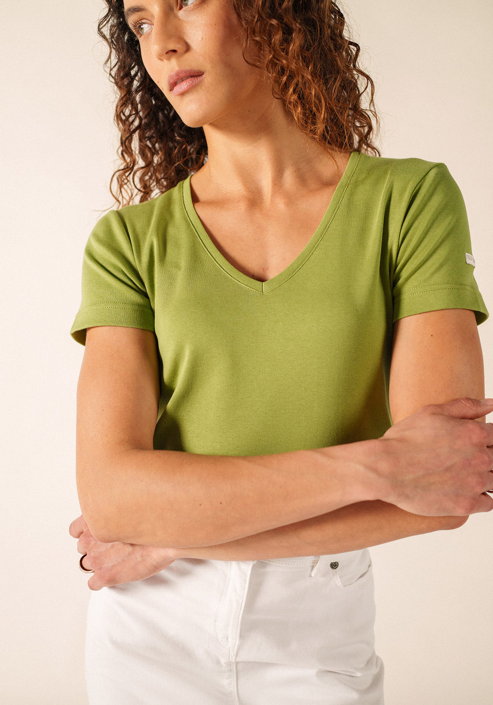 T-shirt Ajaccio Col V - en coton (OIL)