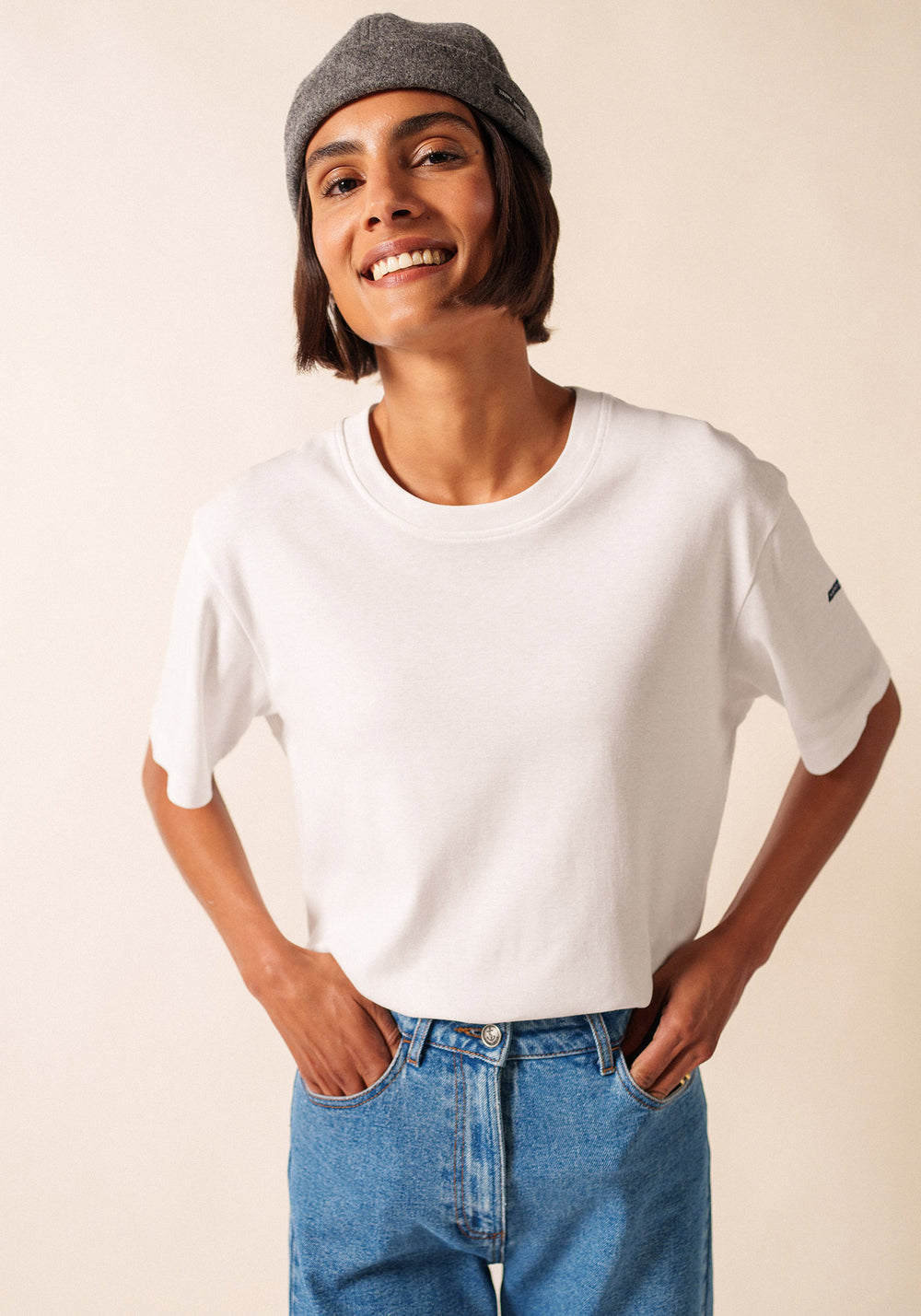 Bonnet court miki - en drap de laine (GRIS)